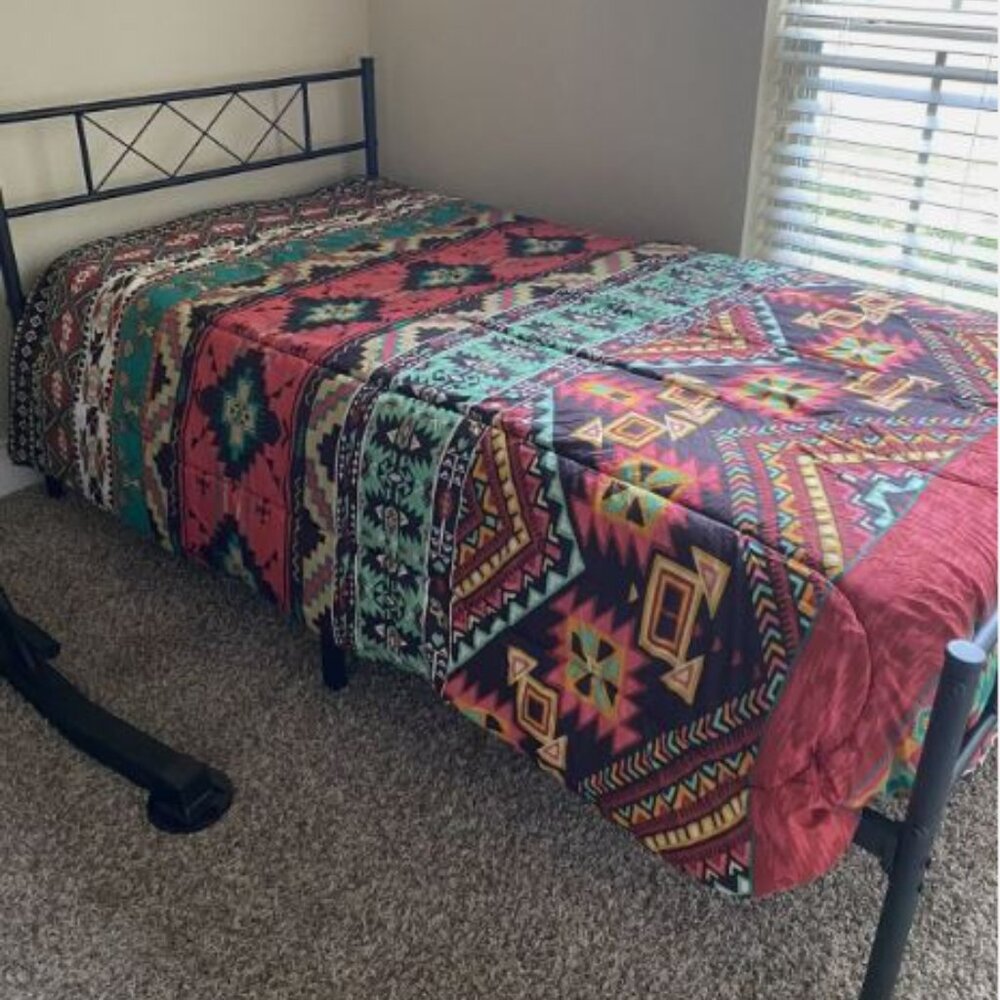 Twin Comforter - Aztec Geometric Print Bedding, Ultra-Soft Quilt